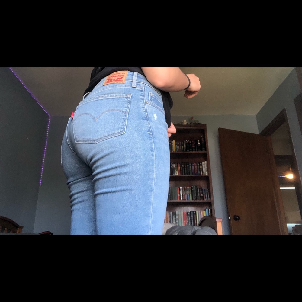 Levis 711 skinny jeans
